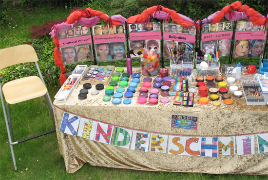 Kinderschminken-Schminktisch-Frankfurt Kinderschminken-Schminktisch-Frankfurt