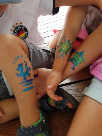 Glitzertattoos-Kinderschminken-Rhein-Main