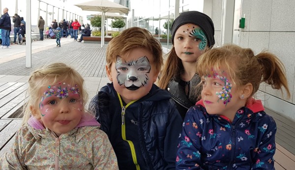 Kinderschminken-Frankfurt-Gruppenbild