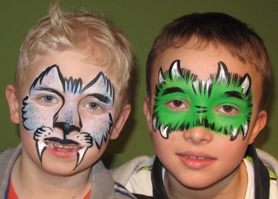 Kinderschminken-Frankfurt-Jungs-Buben-Wolf-Drache Kinderschminken-Frankfurt-Jungs-Buben-Wolf-Drache