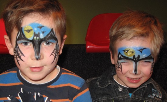 Kinderschminken-Wiesbaden-Batman-Jungen Kinderschminken-Wiesbaden-Batman-Jungen