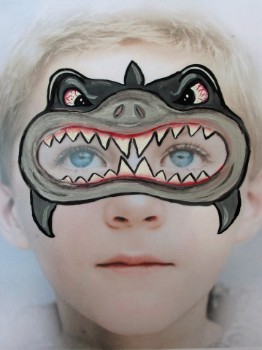 Schminkvorlagen-Kinderschminken-Beispielbild-Hai-Maske-Shark