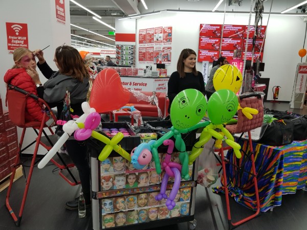 Kinderschminken-Wiesbaden-Halloween-Doppelstand Kinderschminken-Wiesbaden-Halloween-Doppelstand